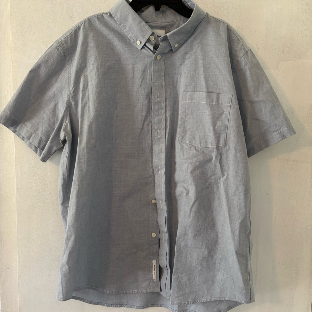 Goodfellow & Co Light Blue Short-Sleeve Button-Down Shirt